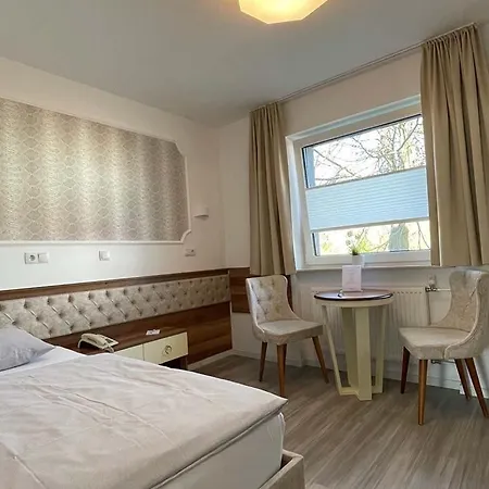 Rosenheim 3* Schwentinental